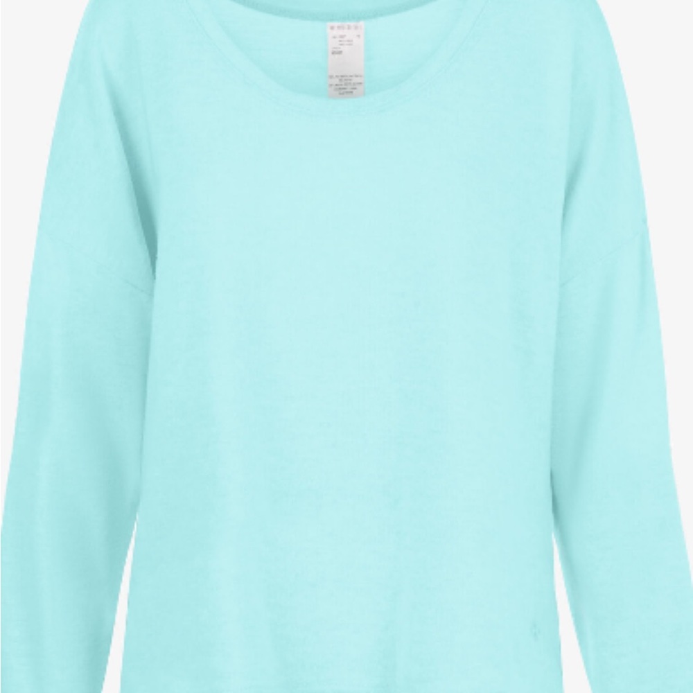 MEDCOUTURE Reversible Pullover Scrub - Picture 6 of 6